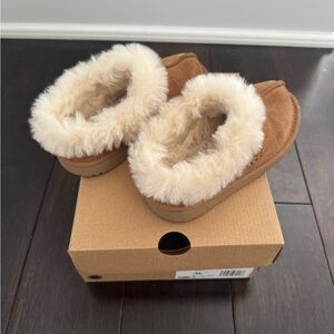 Girls UGG Brown Sheepskin Slippers